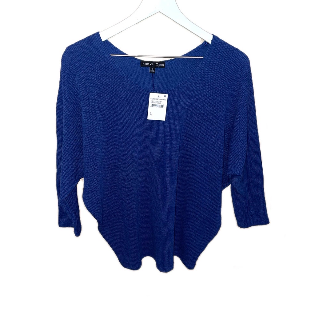 Nwt Kim & Cami Blue 3/4 Sleeves Top